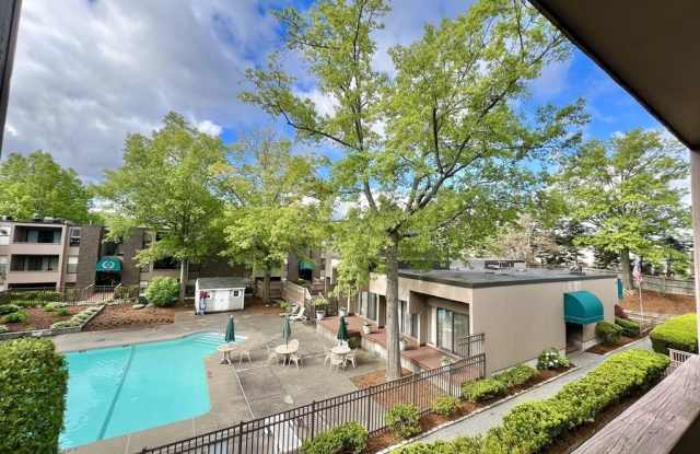 2 Shrewsbury Green Dr photos photos