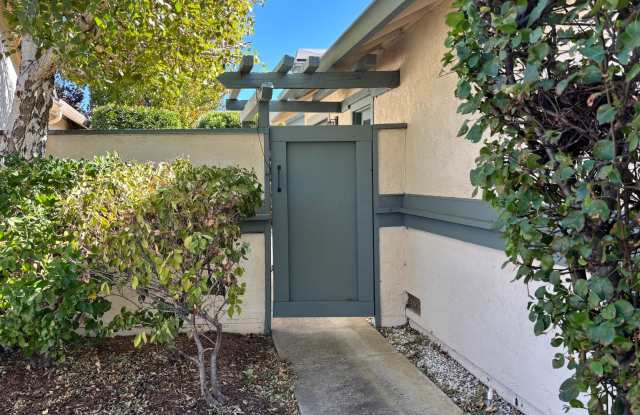 Spacious 3 bed/2 bath home in Concord Gallery 3