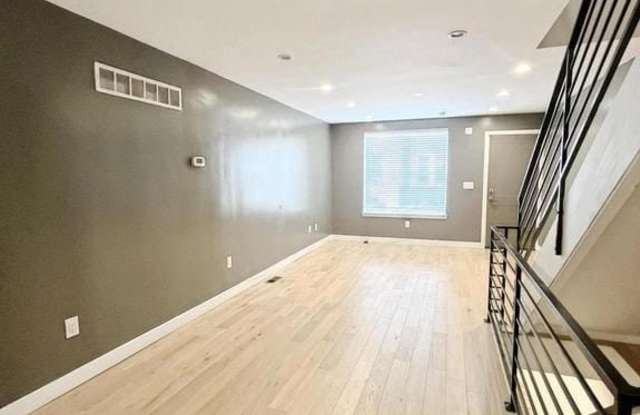 2626 GERRITT STREET Gallery 2
