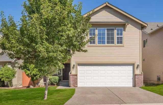 Great Home for rent - 2556 Northeast 2nd Place, Renton, WA 98056