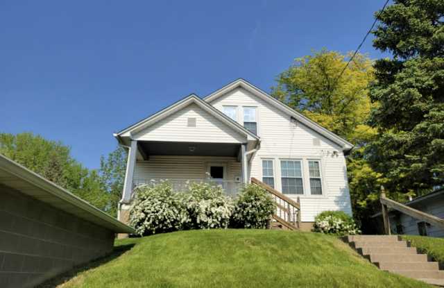 2270 Hoyt St photos photos
