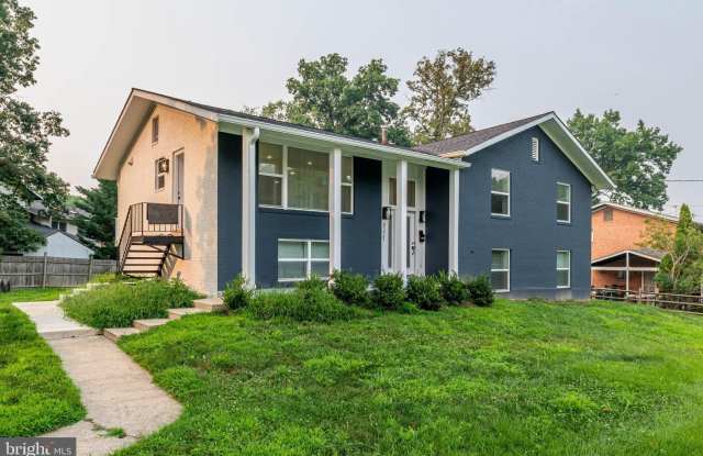 8321 RAYMOND Lane Gallery 2