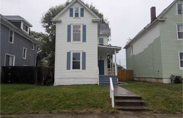 137 S Wheatland ave photos photos