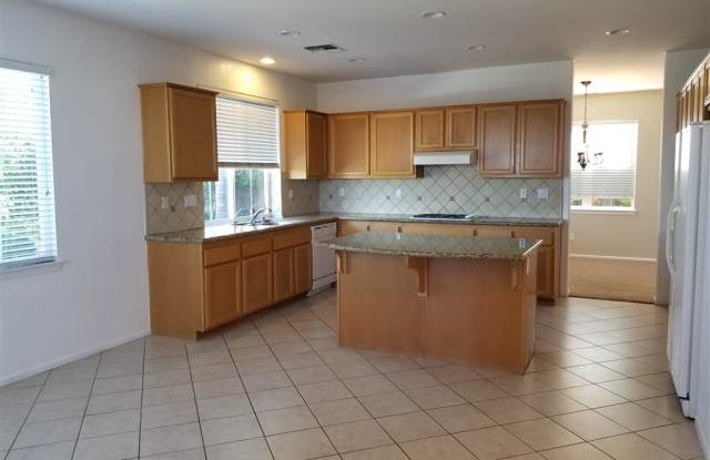 718 Casita Ln Gallery 4