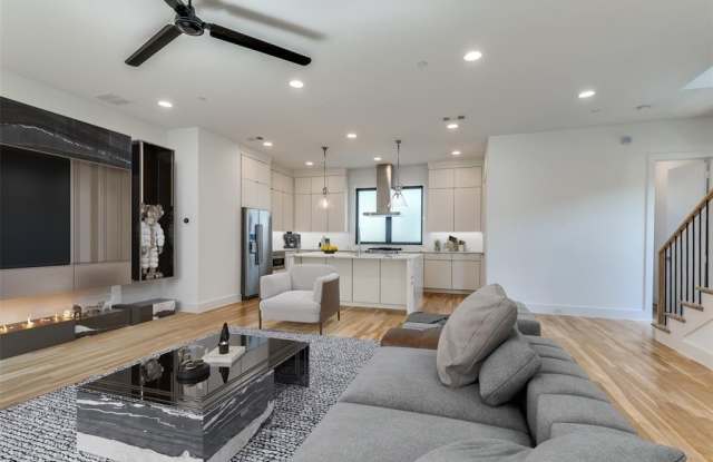 2703 Kimsey Drive Gallery 4