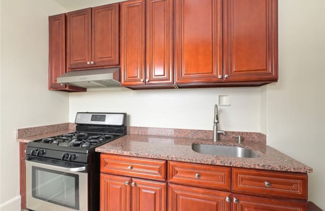 88-40 144th Street - 8840 144th St, Queens, NY 11435