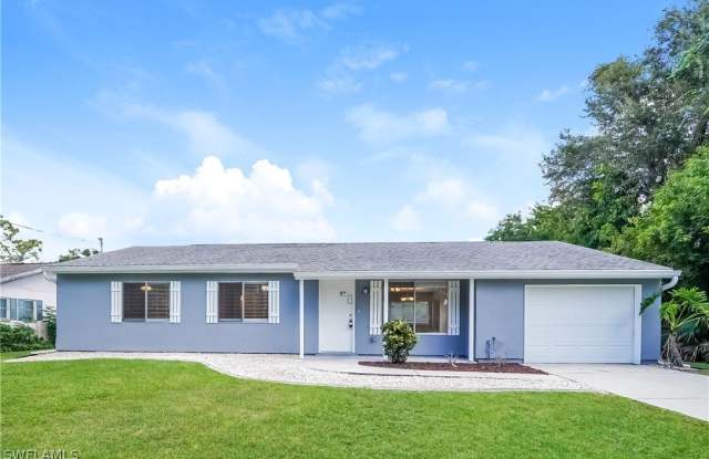 1541 Dorchester Street - 1541 Dorchester Street, Port Charlotte, FL 33952