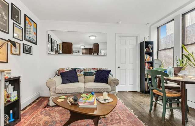 318 East 11th Street photos photos