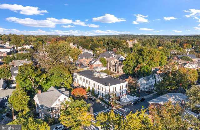 70 W OAKLAND Avenue unit: 203 photos photos