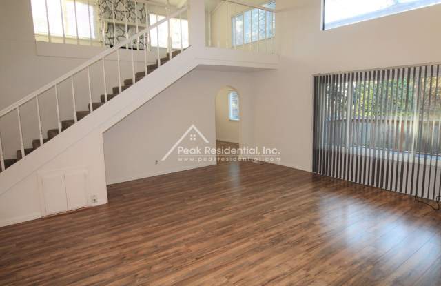 Spacious Fair Oaks 4bd/3ba House located in Rollingwood Gallery 4
