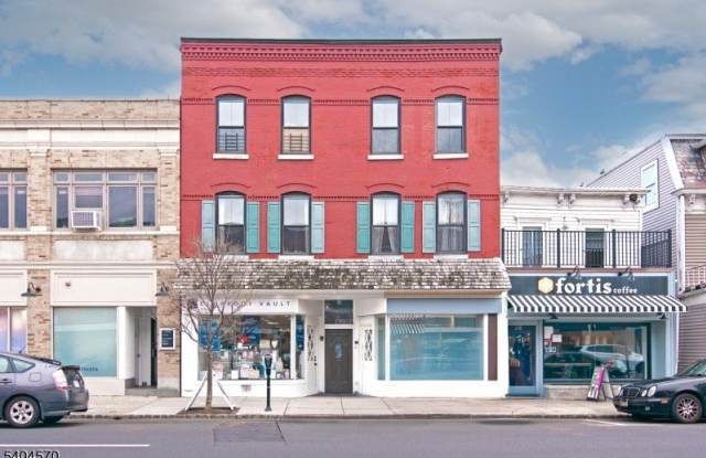 220 East Broad Street Apt 3 photos photos