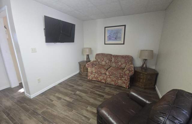 1 College Avenue photos photos
