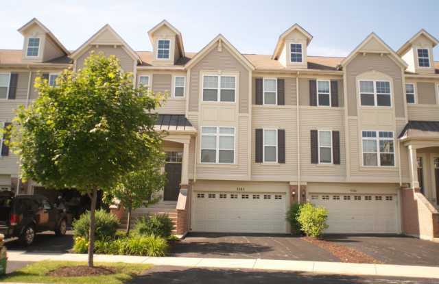 3383 Kentshire Circle Gallery 1