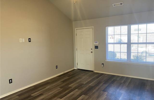 1426 S Apollo Drive Gallery 2