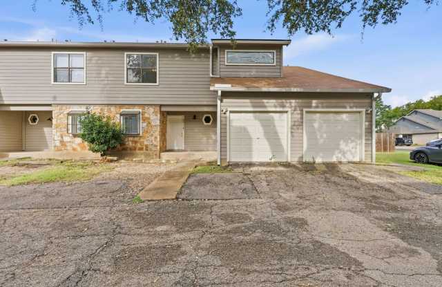 Townhome for Lease in North Austin! Gallery 3