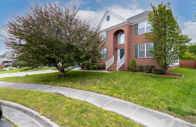 Beautifully maintained 4 bedroom, 2.5 bathroom home for rent in South Chesapeake! photos photos