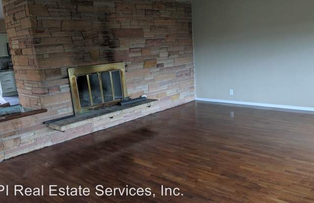5018 24th PL South Gallery 3