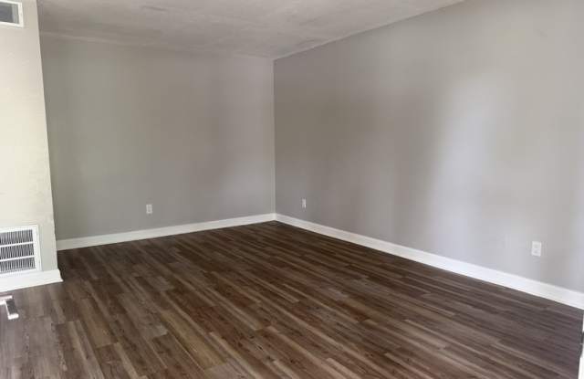4656 Marbello Boulevard Gallery 3
