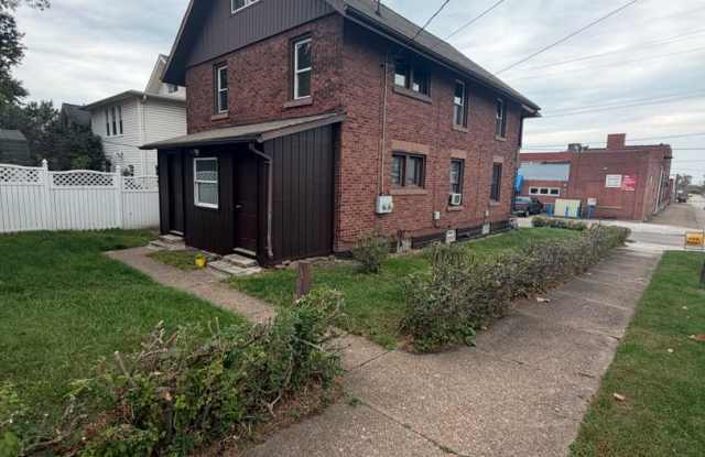1201-03 W 20TH #1 Gallery 3