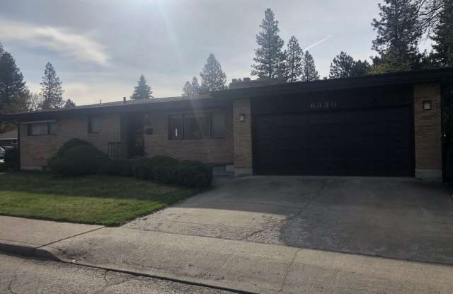 Beautiful Northside 3 Bedroom 2.5 Bath near the Indian Trail! photos photos