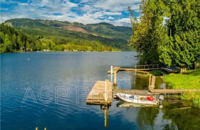 931 W Lake Samish Dr. - 931 West Lake Samish Drive, Whatcom County, WA 98229 931 W Lake Samish Dr. - 931 West Lake Samish Drive, Whatcom County, WA 98229