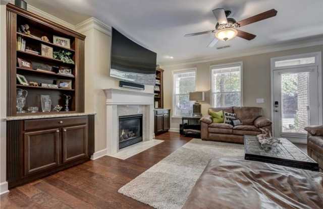 3764 Ellsworth Way NE Gallery 4