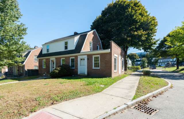 80 Concord Way Portsmouth, NH 03801 photos photos