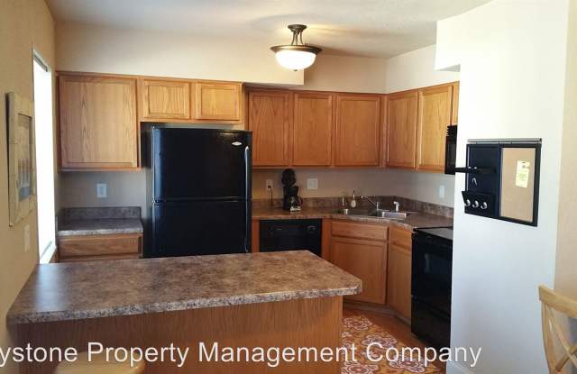 415 Grandview Court Gallery 4