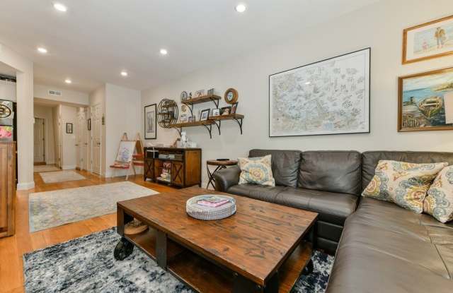 230 Saratoga St photos photos
