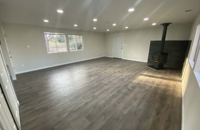 805 97th Street East Gallery 4
