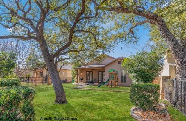 2789 Indian Wells Dr - 2789 Indian Wells Drive East, Kerrville, TX 78028