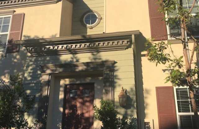 15229 Columbus Gallery 2
