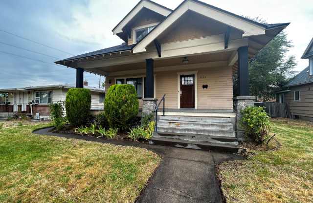Elegant 3 Bed, 2 Bath Home in Spokane! photos photos