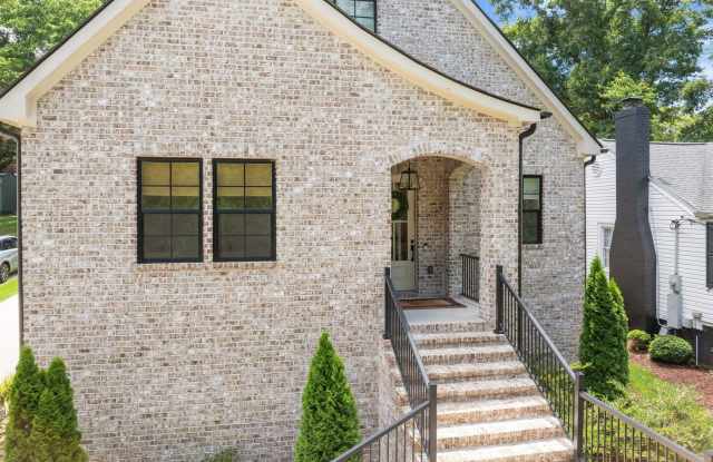 229 Cammer Avenue Gallery 3