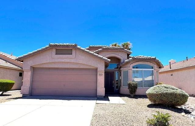 8757 East Avalon Drive Gallery 3