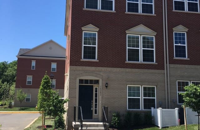 16083 Haygrath Place - 16083 Haygrath Pl, Gainesville, VA 20155