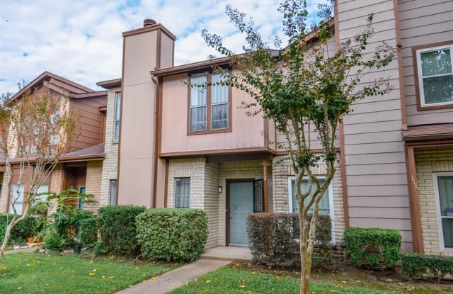 12300 Brookglade Circle - 12300 Brookglade Circle, Houston, TX 77099