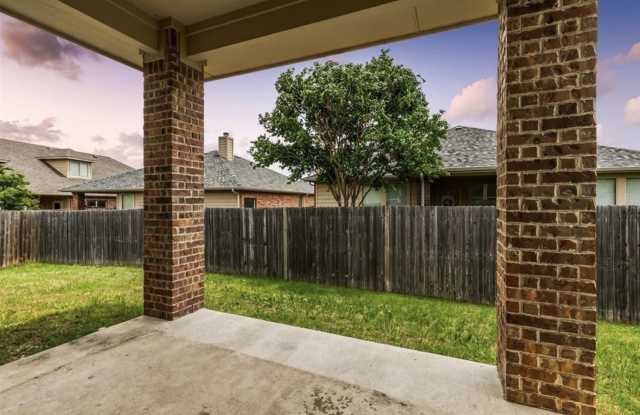 10856 Middleglen Road Gallery 3