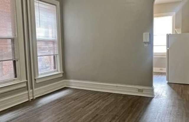 140 E PHILADELPHIA Street Gallery 2