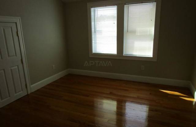 107 Windsor Rd. photos photos
