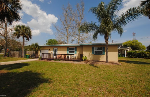 615 17TH AVE N - 615 17th Avenue North, Jacksonville Beach, FL 32250