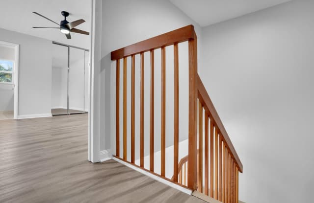 8156 CHELSEA Court Gallery 2