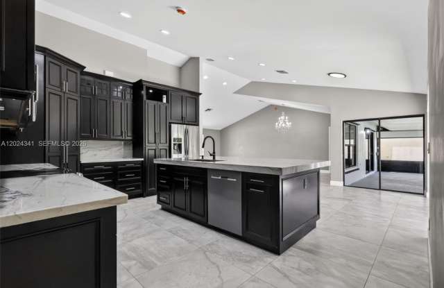 9654 Sun Pointe Drive photos photos
