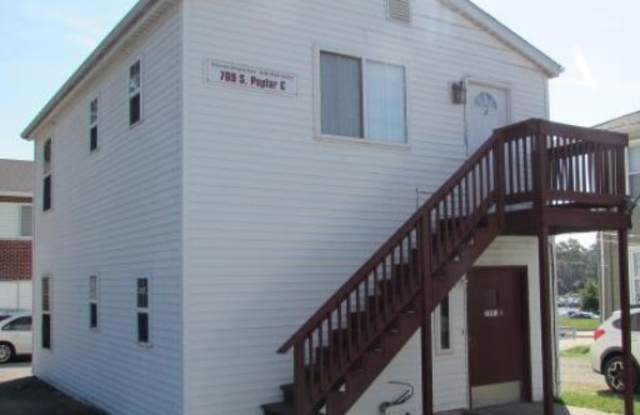 709-C1 S. Poplar St photos photos