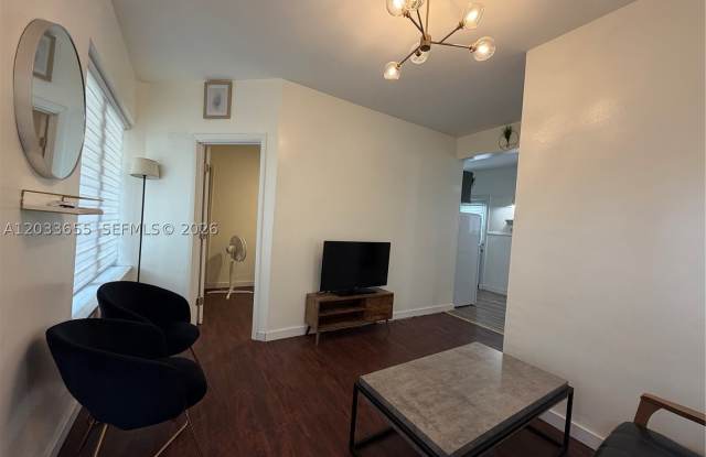 8420 Byron Ave - 8420 Byron Avenue, Miami Beach, FL 33141