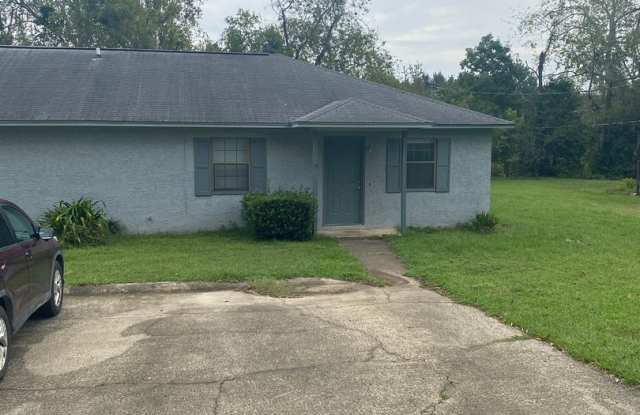 Duplex In Lake Jackson Gallery 3
