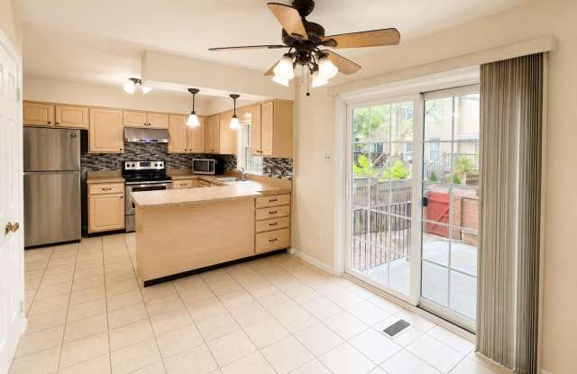 9316 ARLINGTON Boulevard Gallery 4