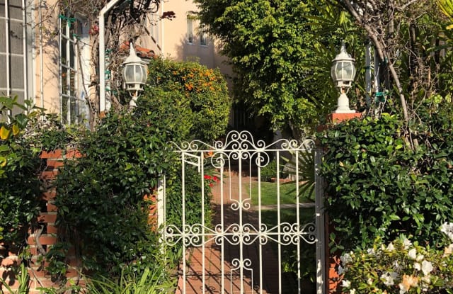 144 South Canon Drive - 144 South Canon Drive, Beverly Hills, CA 90212