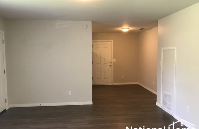 1913 Delaroche Drive West Gallery 3