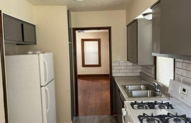 $1200 - Fantastic 2 Bedroom, 1 Bathroom House in Morning-Side photos photos